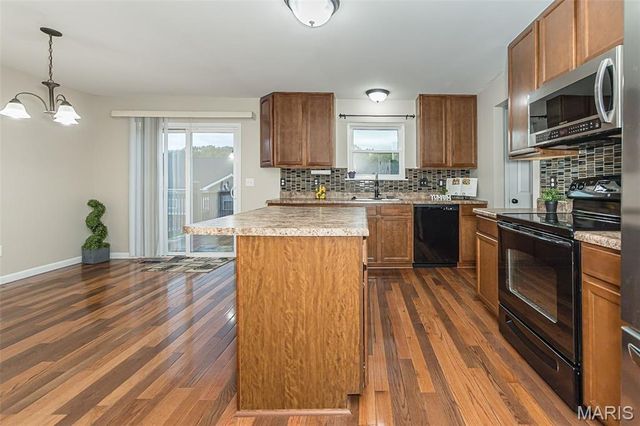 115 Wabash Spur Drive, O'fallon, MO 63366