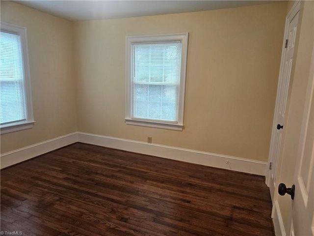 3937 Waddill Street, Winston-salem, NC 27105