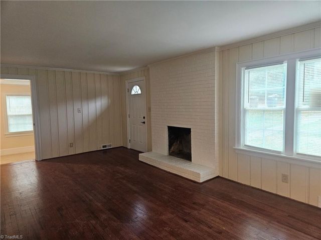 3937 Waddill Street, Winston-salem, NC 27105