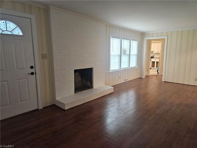 3937 Waddill Street, Winston-salem, NC 27105