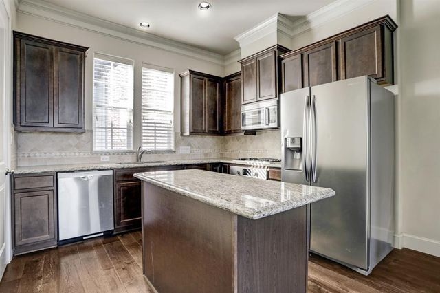 9676 Knight Road, Houston, TX 77045