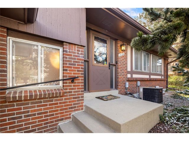 1234 S Wright St, Lakewood, CO 80228