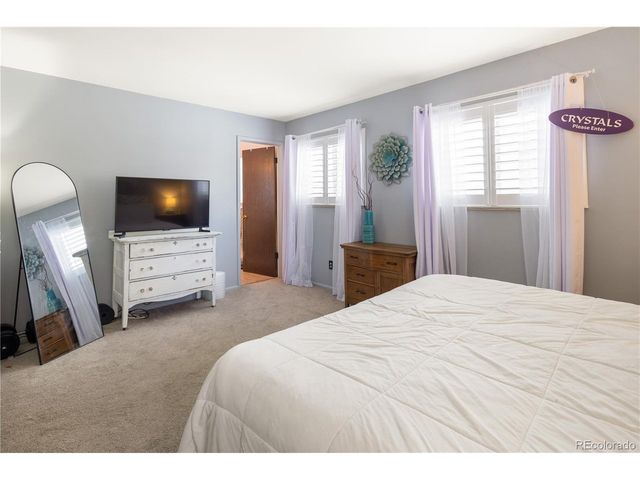 1234 S Wright St, Lakewood, CO 80228