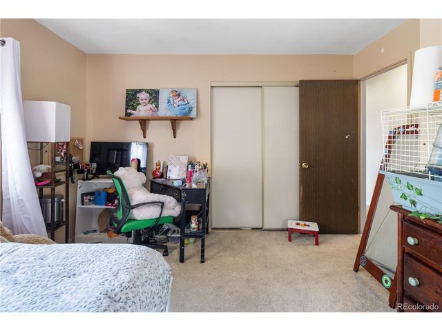 1234 S Wright St, Lakewood, CO 80228