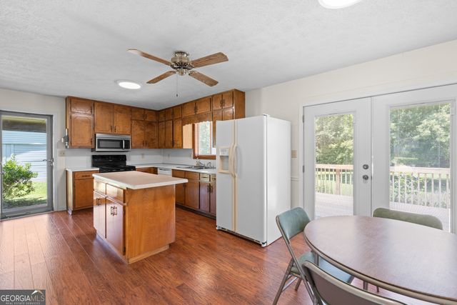 1915 Leigh Drive SW, Conyers, GA 30094