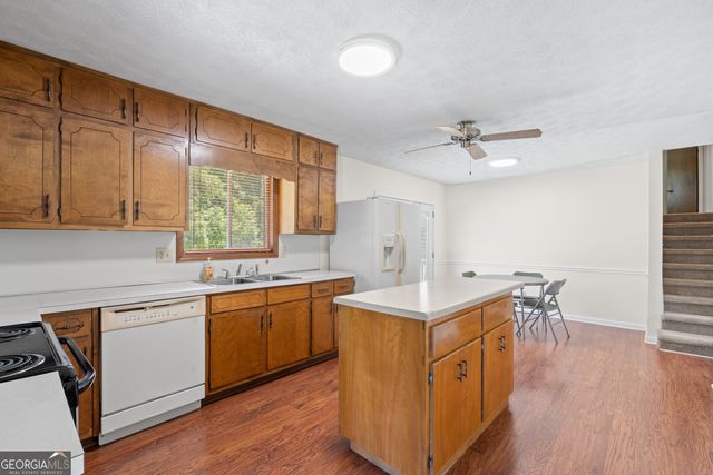 1915 Leigh Drive SW, Conyers, GA 30094
