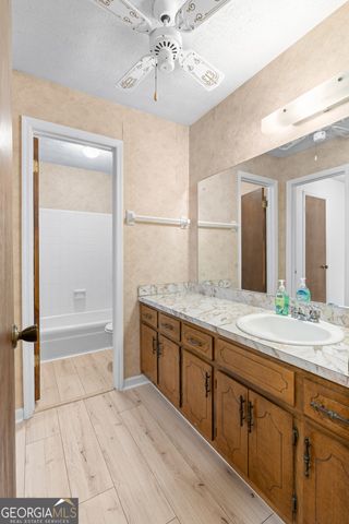 1915 Leigh Drive SW, Conyers, GA 30094
