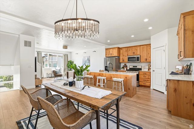 768 W HARVEST GLEN RD, American Fork, UT 84003