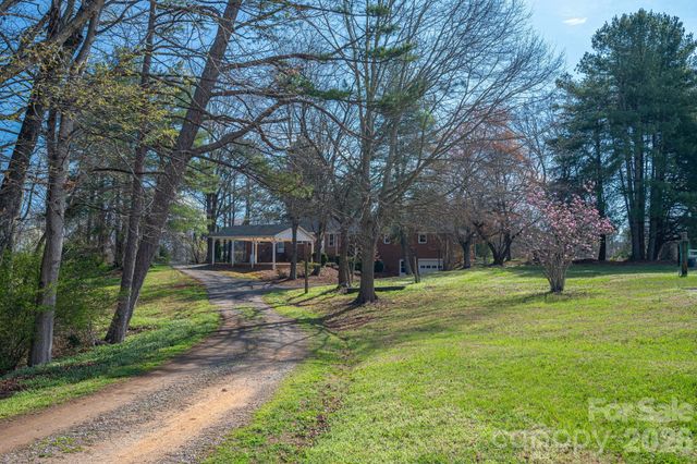 221 Lee Black Road, Cherryville, NC 28021