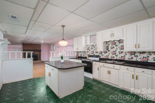 221 Lee Black Road, Cherryville, NC 28021