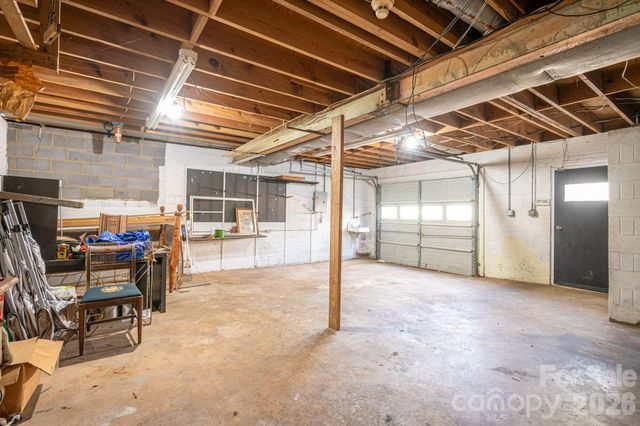 221 Lee Black Road, Cherryville, NC 28021