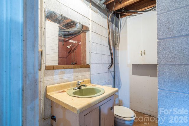 221 Lee Black Road, Cherryville, NC 28021