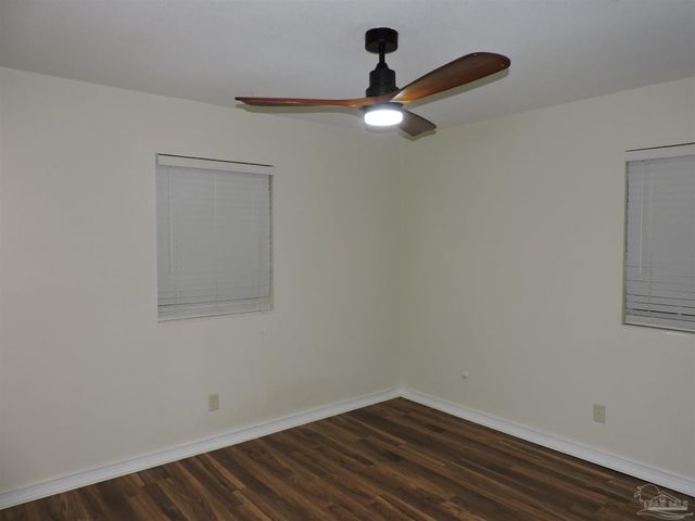 5485 Willard Norris Rd, Milton, FL 32570