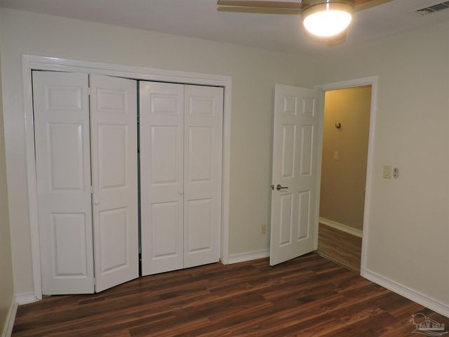 5485 Willard Norris Rd, Milton, FL 32570