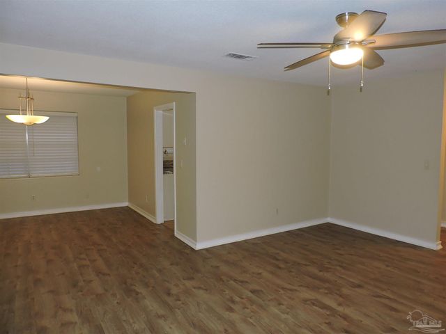 5485 Willard Norris Rd, Milton, FL 32570