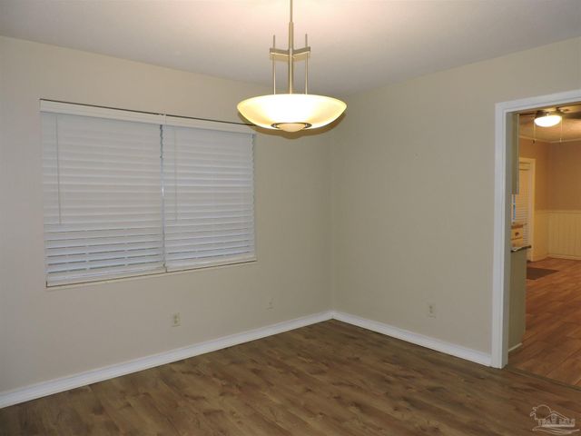 5485 Willard Norris Rd, Milton, FL 32570