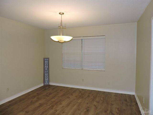 5485 Willard Norris Rd, Milton, FL 32570