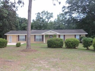 5485 Willard Norris Rd, Milton, FL 32570
