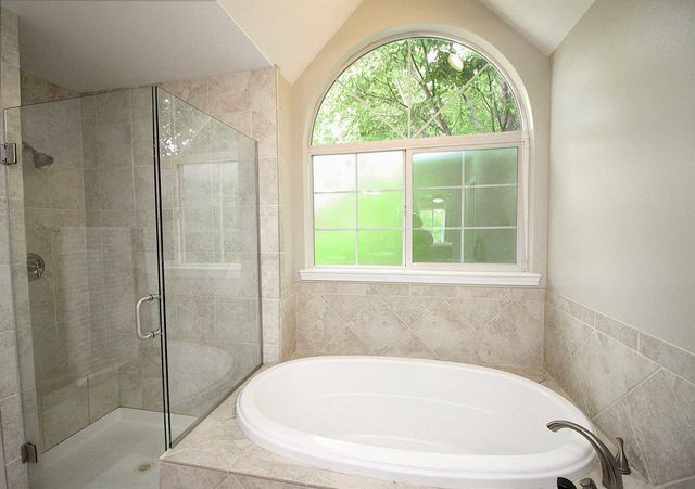 17201 E Galaxy Ln, Greenacres, WA 99016