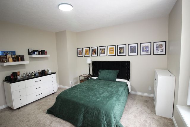 17201 E Galaxy Ln, Greenacres, WA 99016