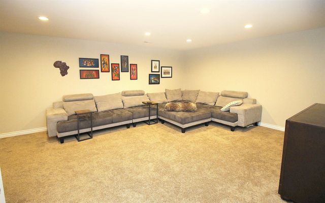 17201 E Galaxy Ln, Greenacres, WA 99016