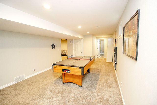 17201 E Galaxy Ln, Greenacres, WA 99016