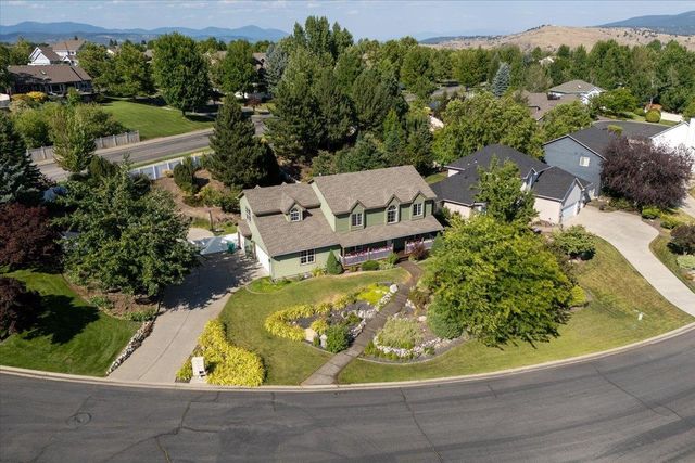 17201 E Galaxy Ln, Greenacres, WA 99016