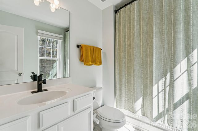 9311 Grand Valley Drive, Charlotte, NC 28213