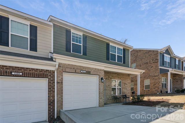9311 Grand Valley Drive, Charlotte, NC 28213