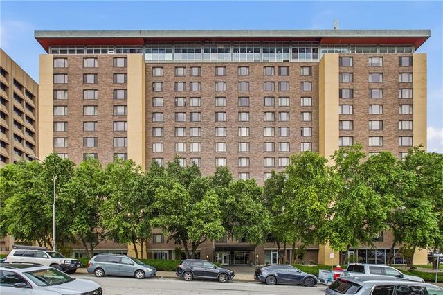 600 E 8th Street 2K, Kansas City, MO 64106