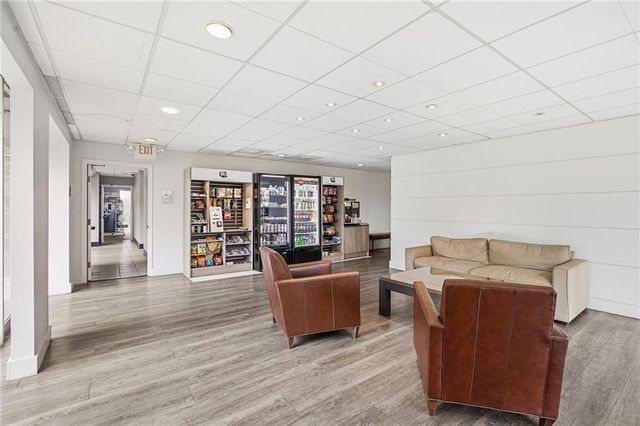 600 E 8th Street 2K, Kansas City, MO 64106