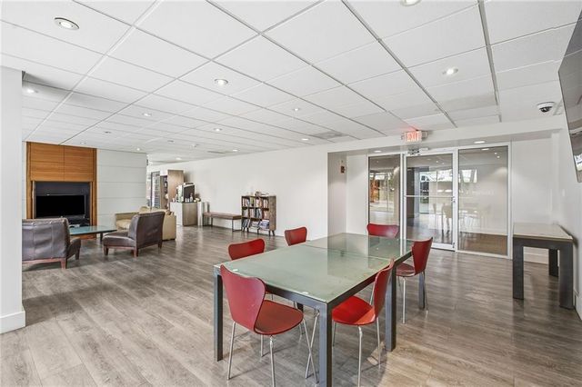 600 E 8th Street 2K, Kansas City, MO 64106
