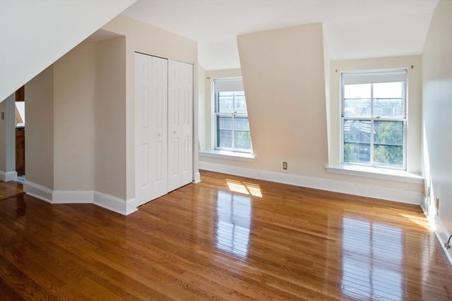 42 W Newton Street A26, Boston, MA 02118
