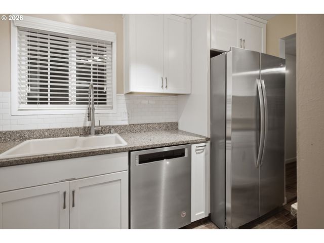 1131 PRINCETON Rd, Woodburn, OR 97071
