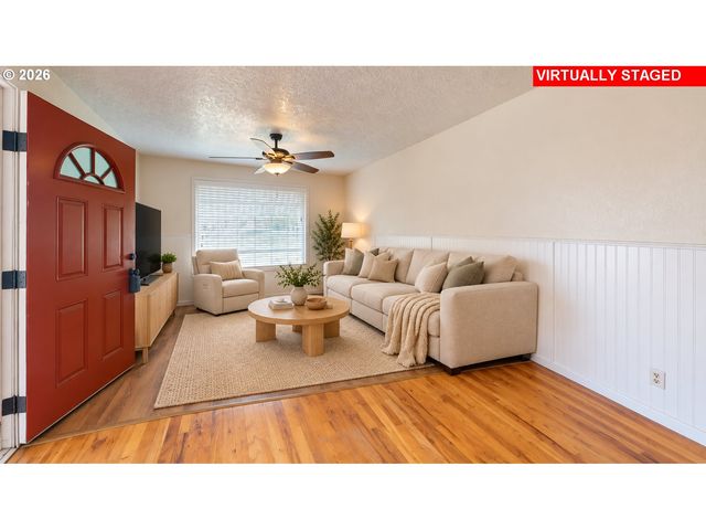 1131 PRINCETON Rd, Woodburn, OR 97071