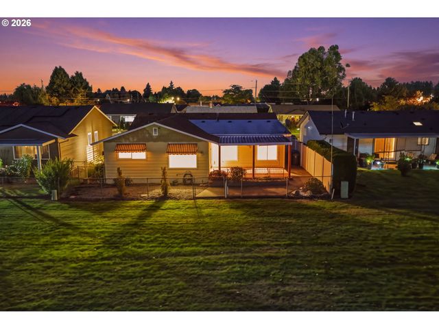 1131 PRINCETON Rd, Woodburn, OR 97071