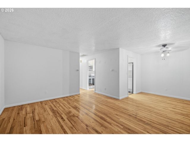 1131 PRINCETON Rd, Woodburn, OR 97071