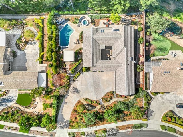 1632 Country Club Drive, Redlands, CA 92373