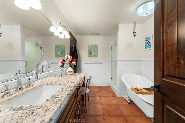 1632 Country Club Drive, Redlands, CA 92373