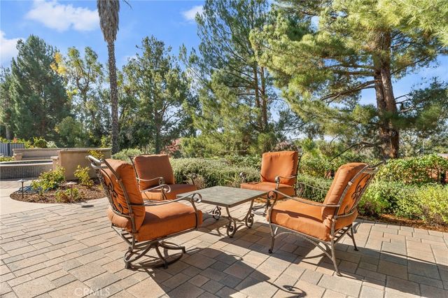 1632 Country Club Drive, Redlands, CA 92373