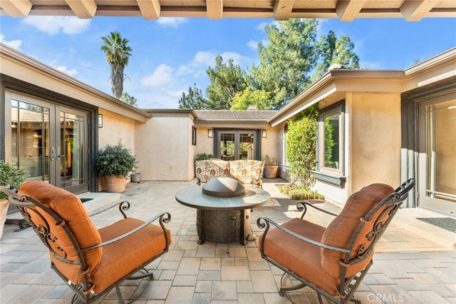 1632 Country Club Drive, Redlands, CA 92373