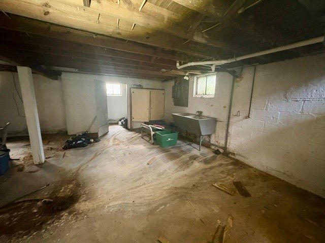 209 Roseland Avenue, Springfield, OH 45503