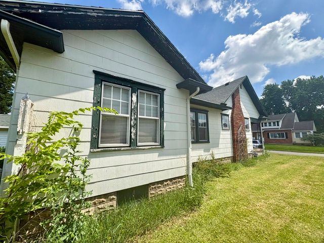 209 Roseland Avenue, Springfield, OH 45503
