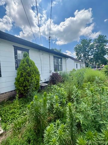 209 Roseland Avenue, Springfield, OH 45503