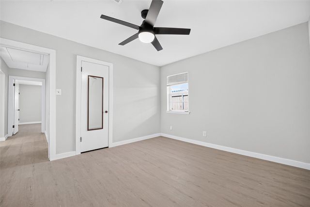 6131 Birdwood Road, Houston, TX 77074