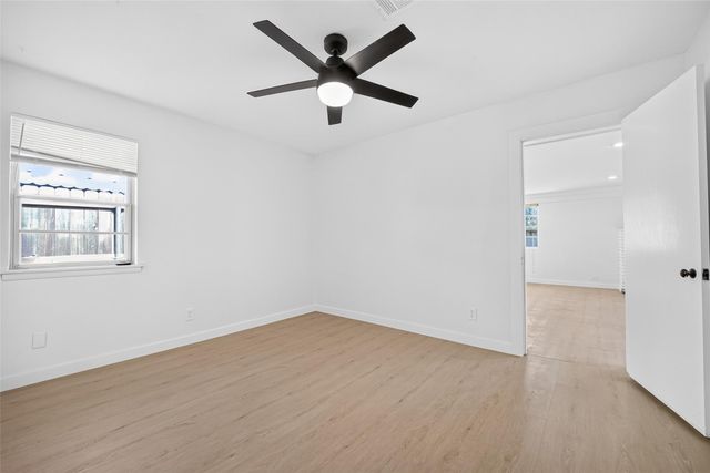 6131 Birdwood Road, Houston, TX 77074