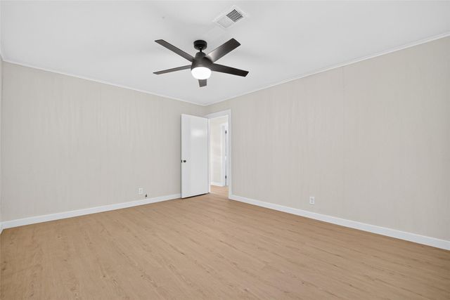 6131 Birdwood Road, Houston, TX 77074