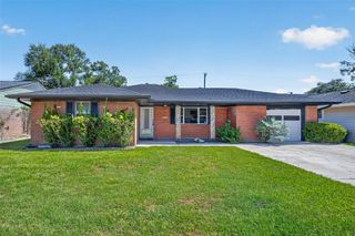 6131 Birdwood Road, Houston, TX 77074