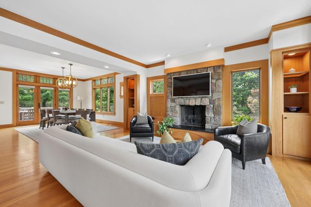 142 Merywen Circle, Granville, OH 43023