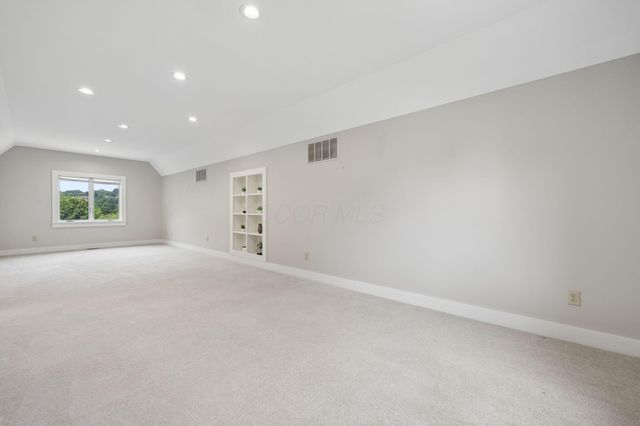 142 Merywen Circle, Granville, OH 43023